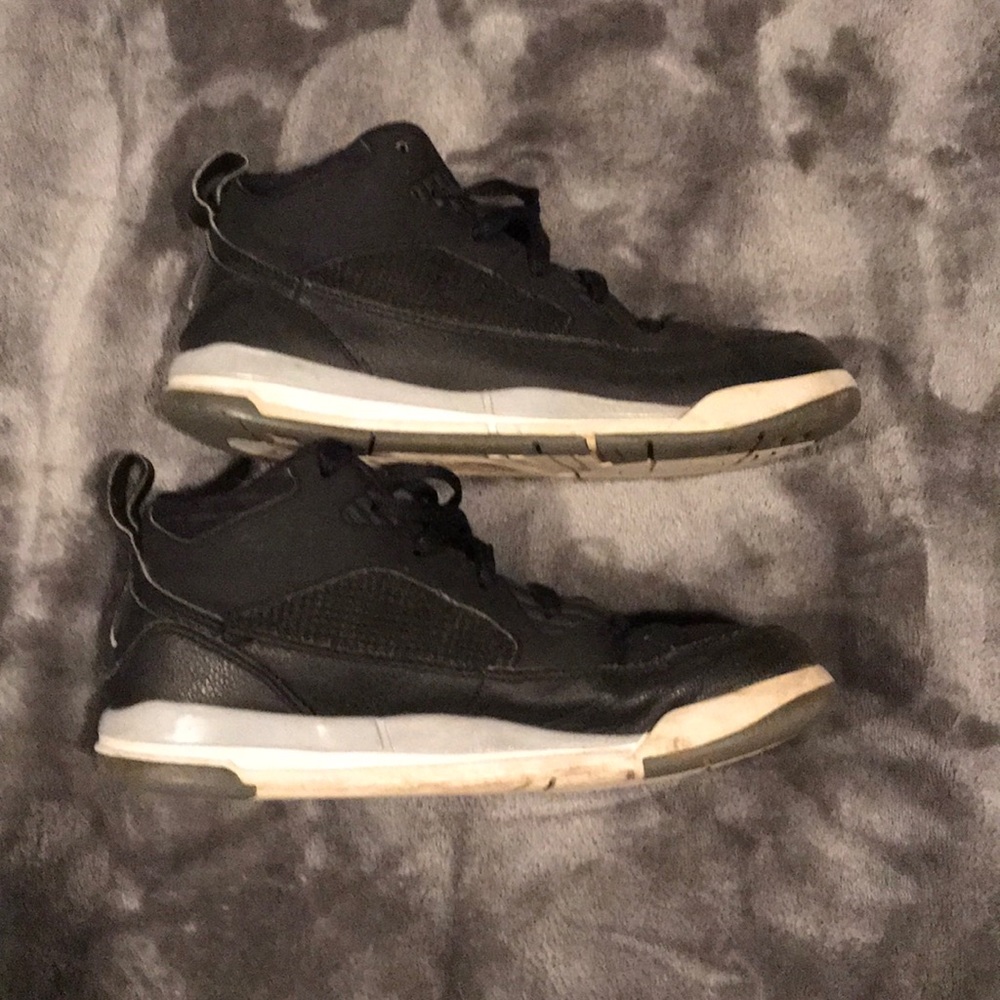 Air Jordan Flight sz 3 Youth Blk/Gry/Wht (2014) - Picture 3 of 5